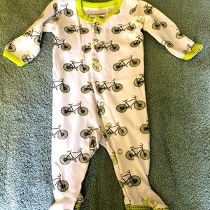 L’ovedbaby organic 0-3 mos footie pajamas bicycles